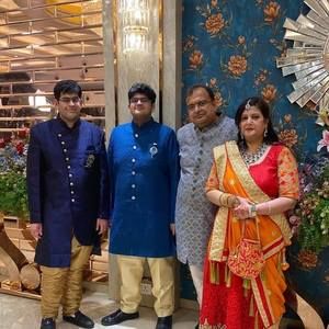 Meet your Posher, Sandhya